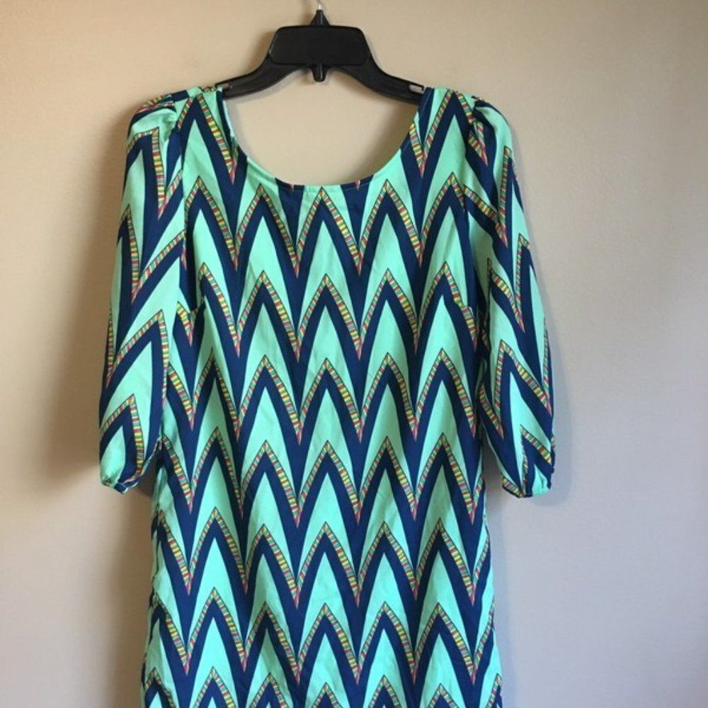 Pink Owl apparel small blue‎ and navy chevron dress